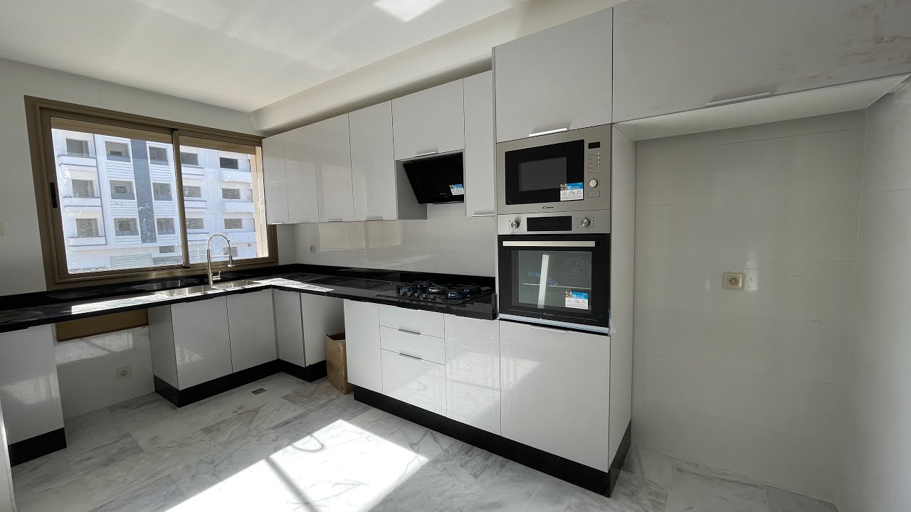 أفخم الشقق وأرقى المواقع والمساحة المطلوبة 100 متر appartement fes route d'imouzzer