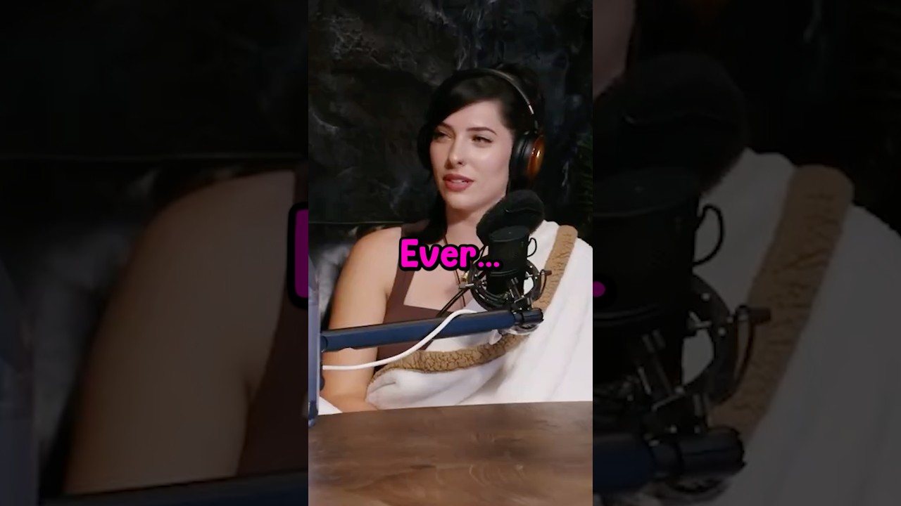 Julia Is Shocked Finding Out How Asmongold Lives 😂