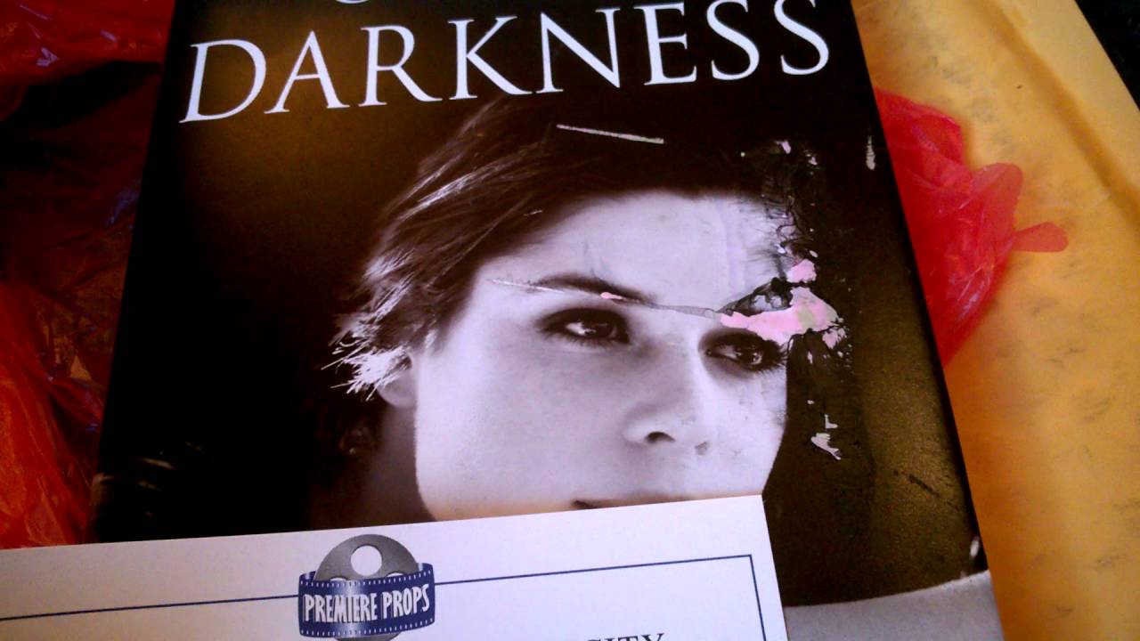 Screen Used Scream 4 Prop Book Out Of Darkness