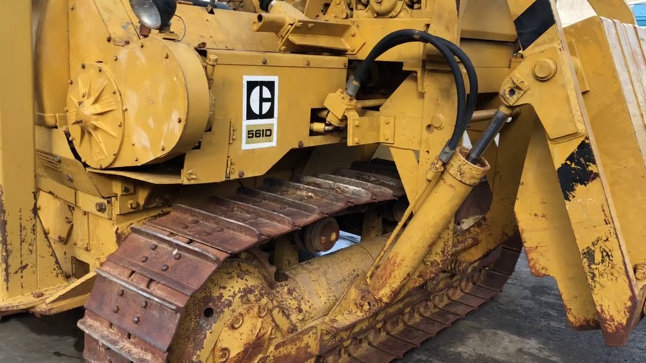 CAT 561D Pipelayer