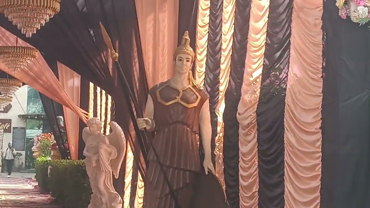 आप लोग कमेंट करके बताना यह कहां की वीडियो अपलोडहै