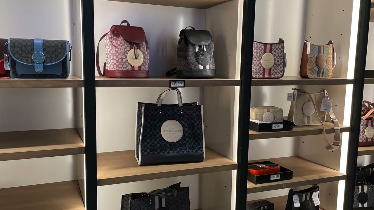 Holiday Shopping:Michael Kors, Coach, Tory Burch, Aritzia.