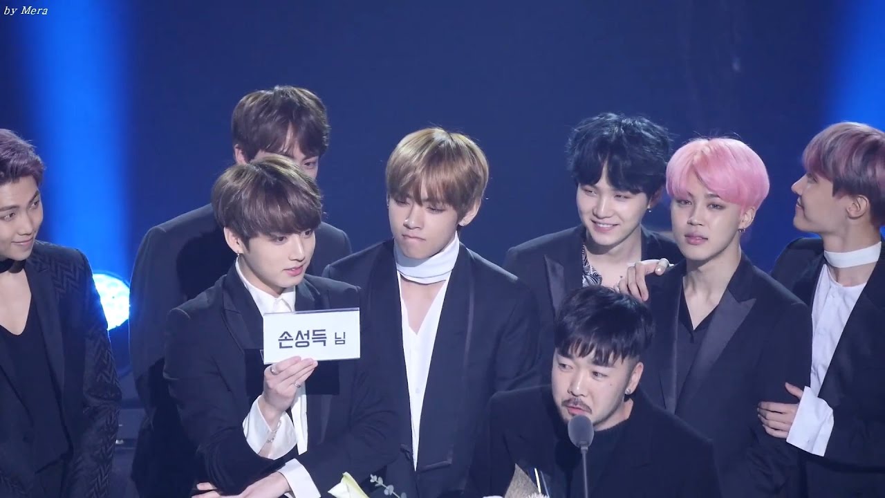 170222 방탄소년단 (BTS) 손성득 방탄 안무가상 축하 [전체] 직캠 Fancam (2016 가온차트어워드) by Mera