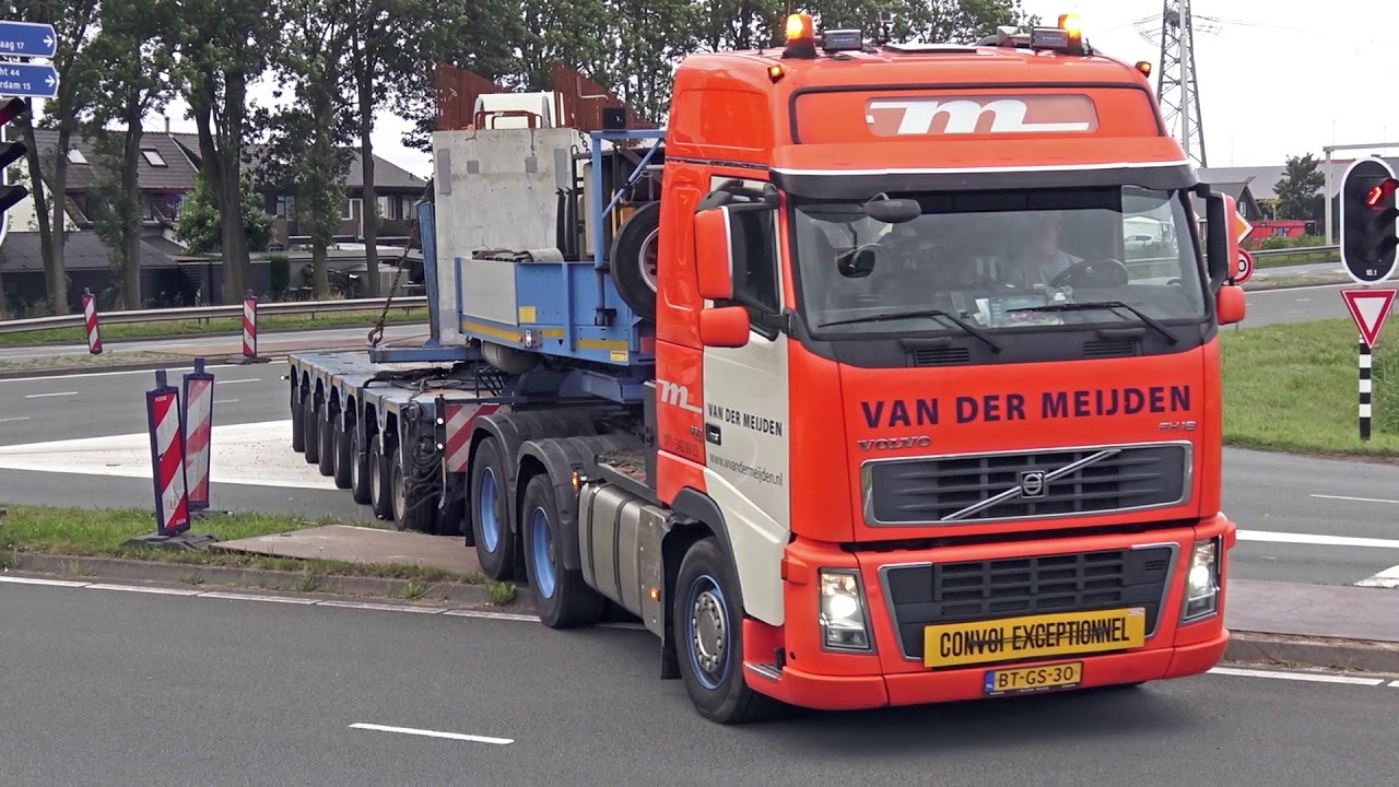 Timelapsevideo van productie, transport en montage prefab liggers Spanbeton voor project Bleizo