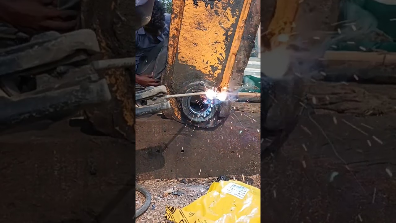 JCB Dipper pin bush work 