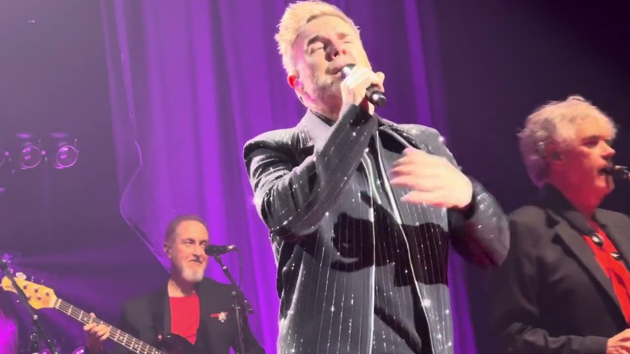 23.4.25 Gary Barlow, A million love songs. Waterfront Hall, Belfast. 🥰🙏❤️