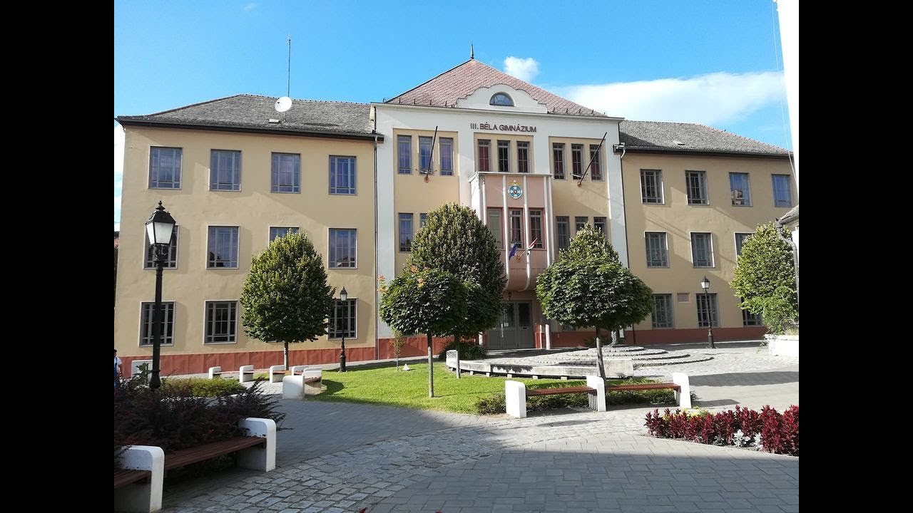 Bajai III.  Béla Gimnázium Szalagavató 2023.