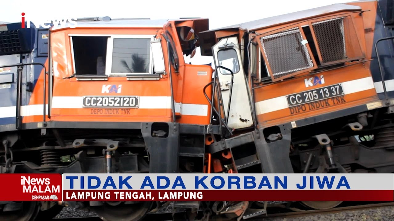 Dua Kereta Api Tabrakan Hinggza Terpental ke Luar Rel di Lampung #iNewsMalam 07/11