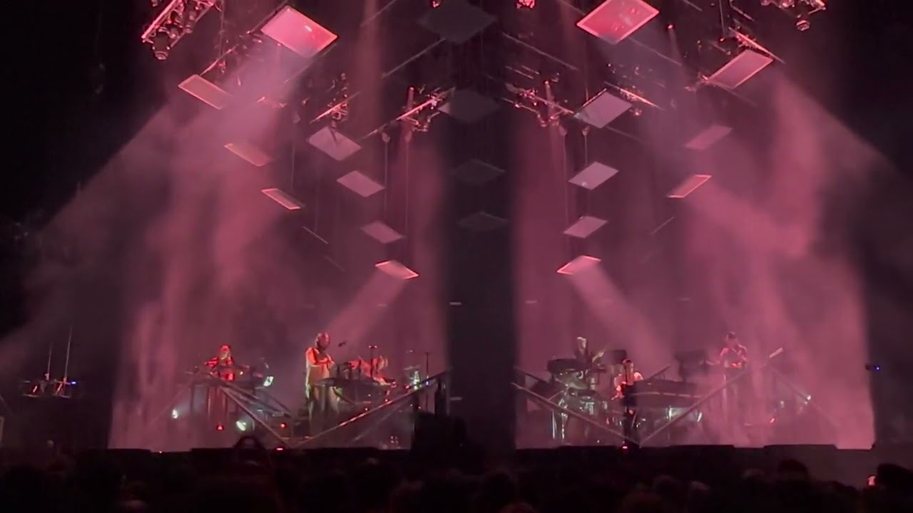 Bon Iver Live at Ziggodome Amsterdam (2-11-2022)