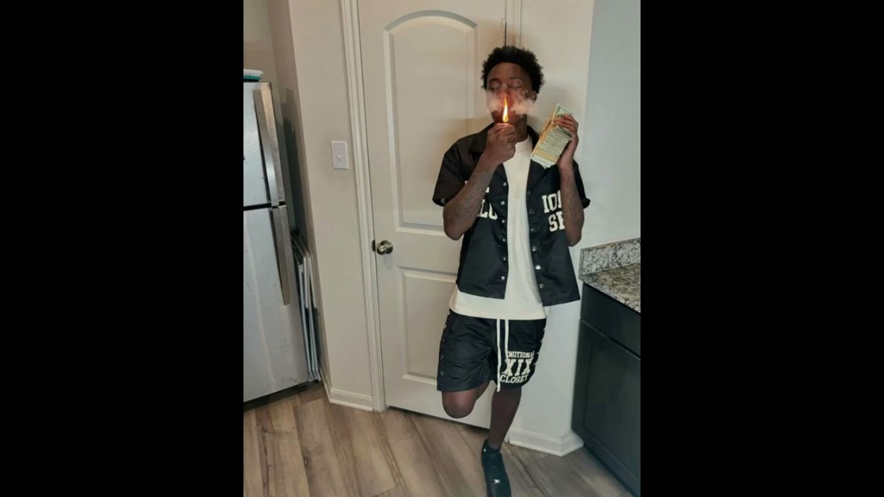 (FREE) Lil Double 0 Sample Type Beat - 