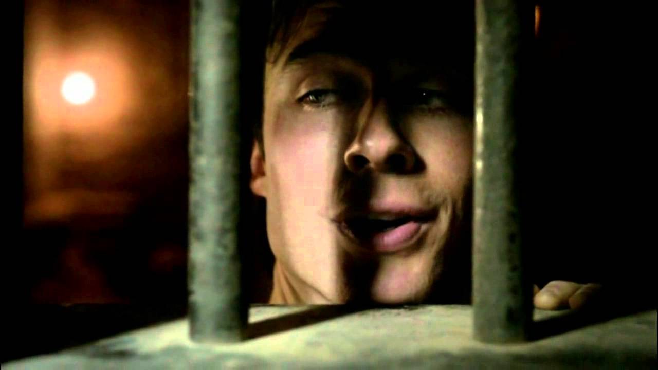 Vampire Diaries - Best Of Season 4 (French) [HD720]