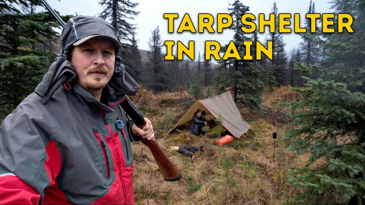 Кемпинг под брезентом в дождь и приготовление стейка