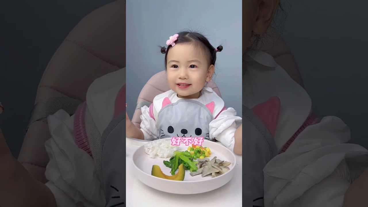 又被两岁小孩问住了，请问谁知道龙虾的屁股在哪里啊😅 #萌寶小吃貨 #寶寶吃飯 #小棉襖 #人類幼崽到底有多可愛