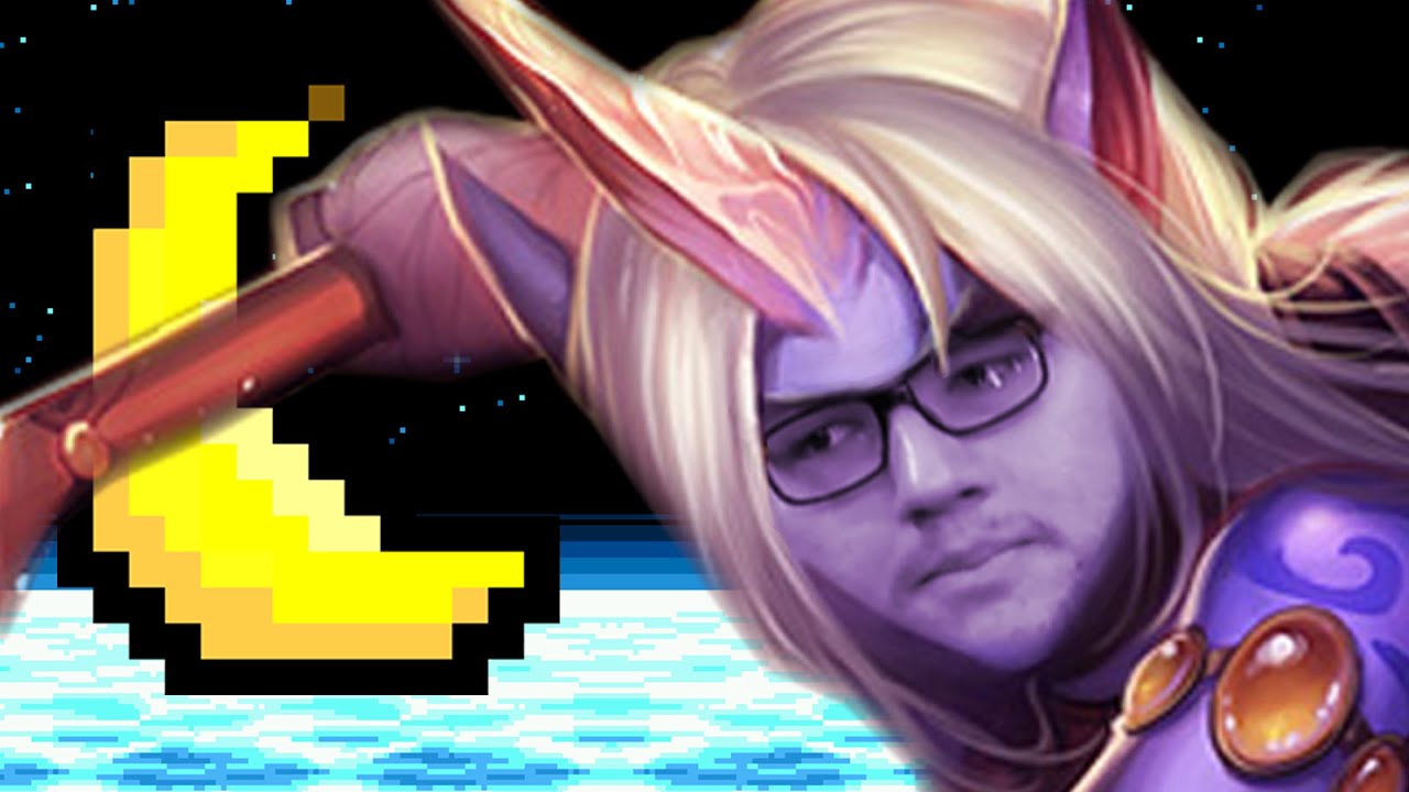 No one expects the BANANA - AD Soraka Top