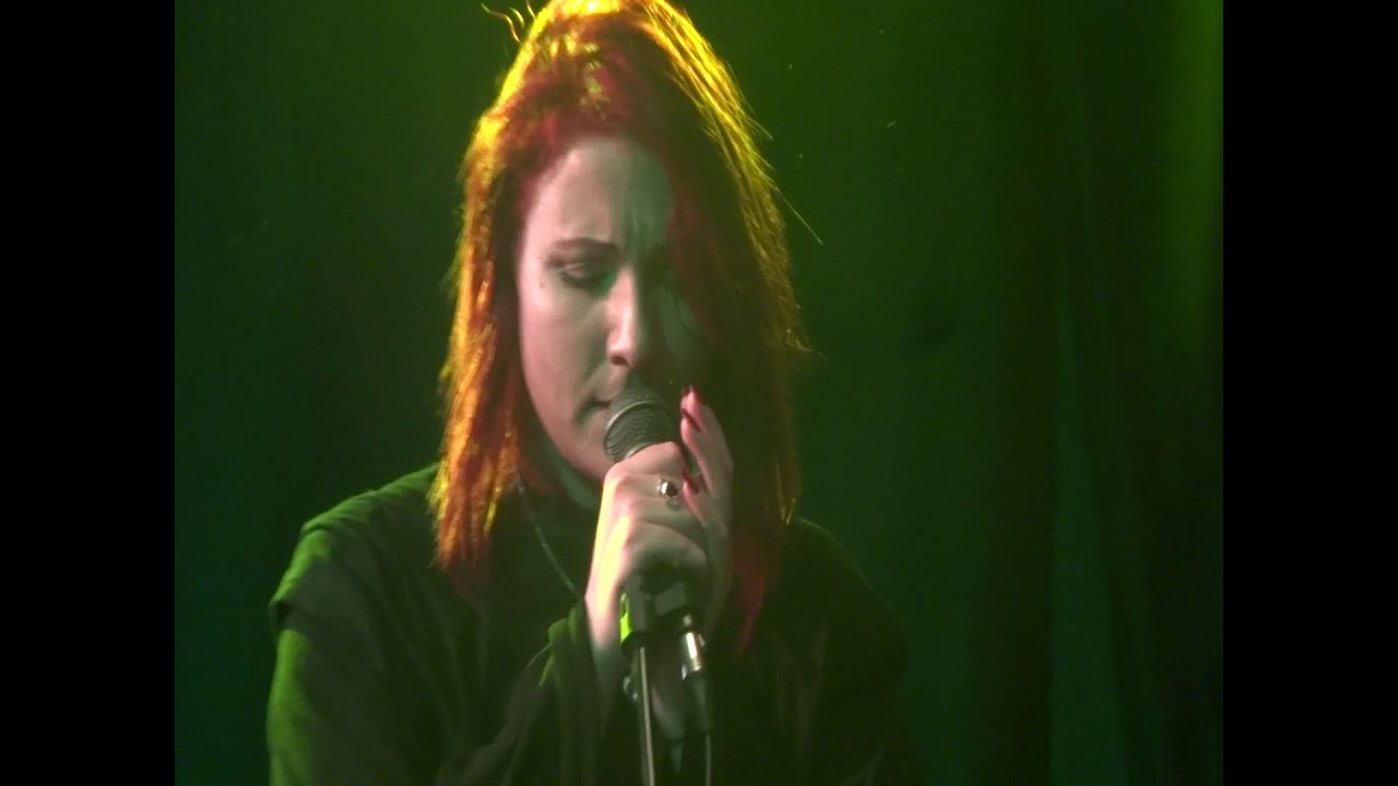 Draconian ft Lisa Cuthbert - Heavy Lies The Crown live @ Doom Over London - 29/08/15