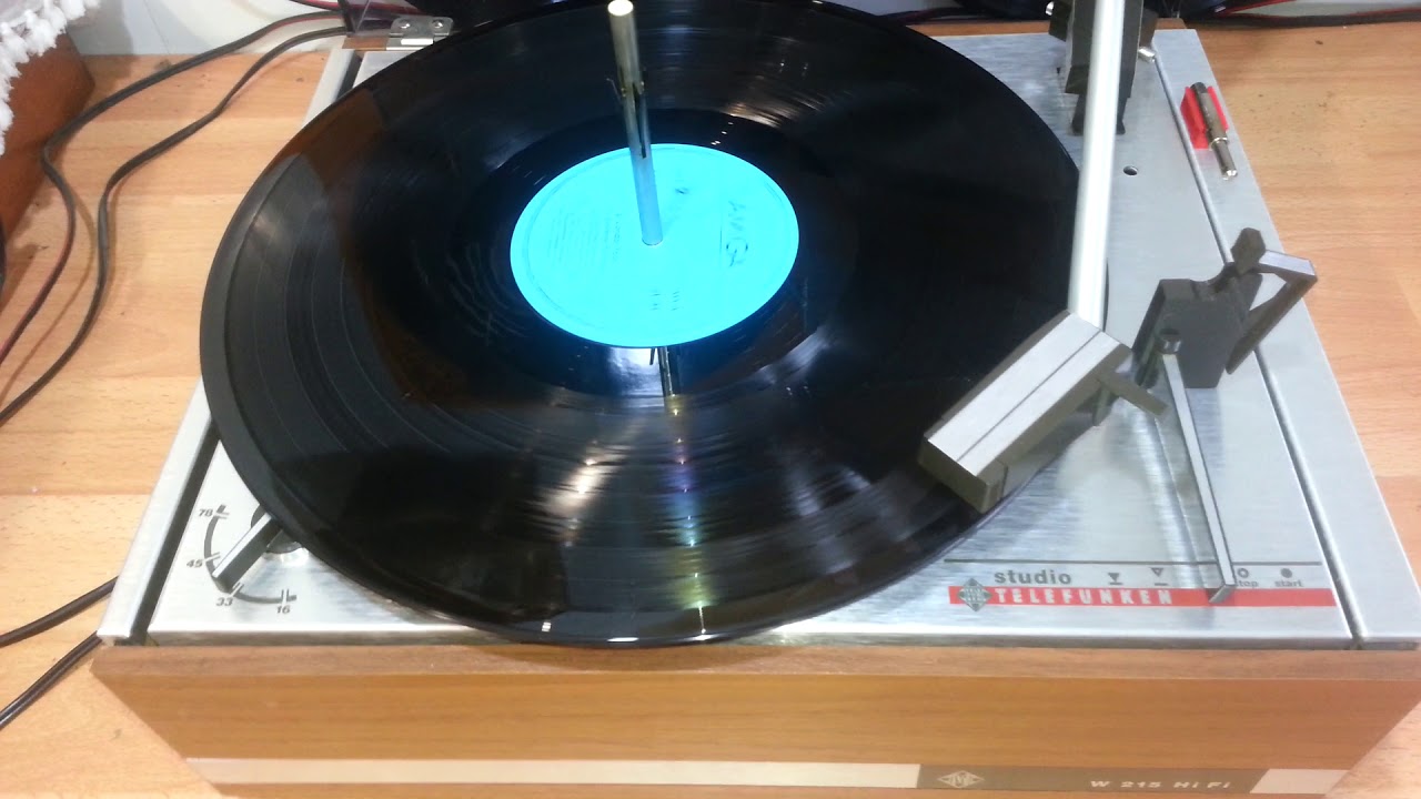 TELEFUNKEN W215 Turntable