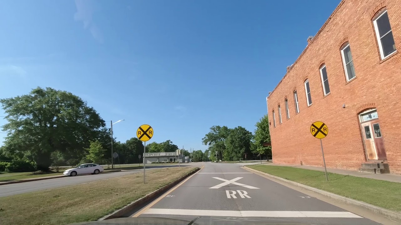 Driving Through Comer Georgia May 17th 2020 #comer