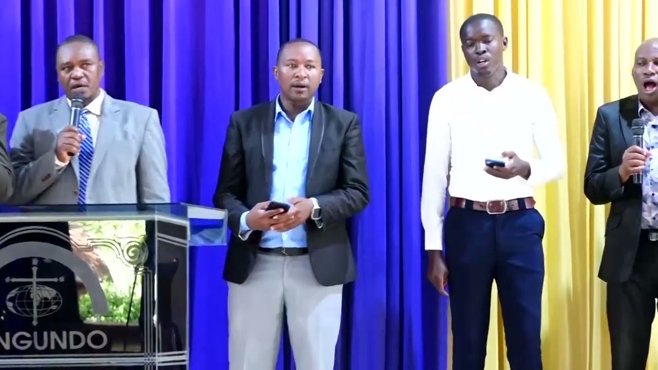 MTETEENI YESU FT MENS CHOIR