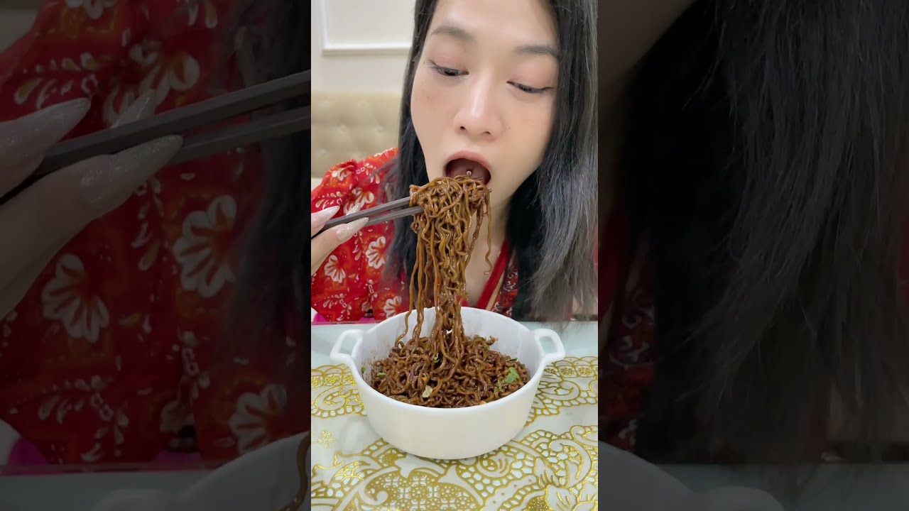 KORENO || M&igrave; tương đen Koreno ngon tới cỡ n&agrave;o??