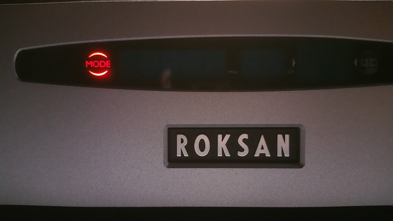 Turn on the Red Light Roksan! (Roksan Caspian tuner).