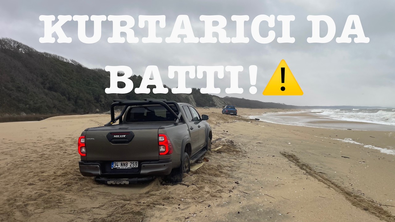 KURTARICI DA BATTI! İğneada Kumsalında Traktör ve 2 Araç Gömüldü, Tam Bir Kurtarma Faciası!