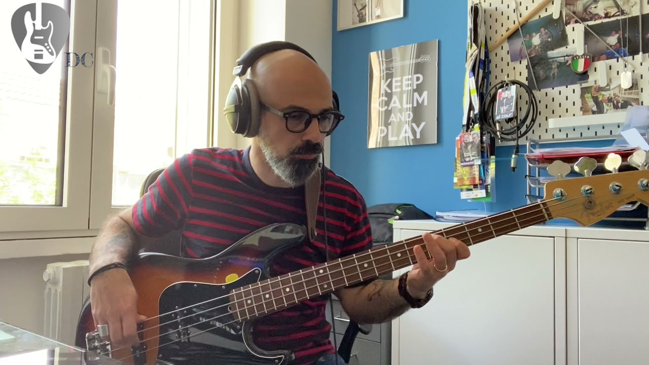 I wanna dance with somebody - WHITNEY HOUSTON (Bass Cover) 