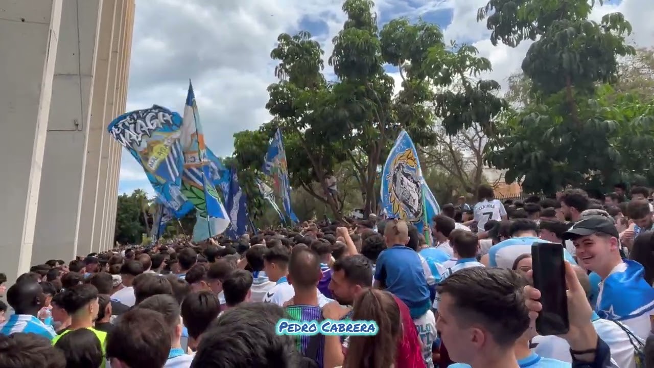Málaga CF 2-1 Celta de Vigo (Celta Fortuna) Previa y recibimiento al Málaga a llegada a La Rosaleda