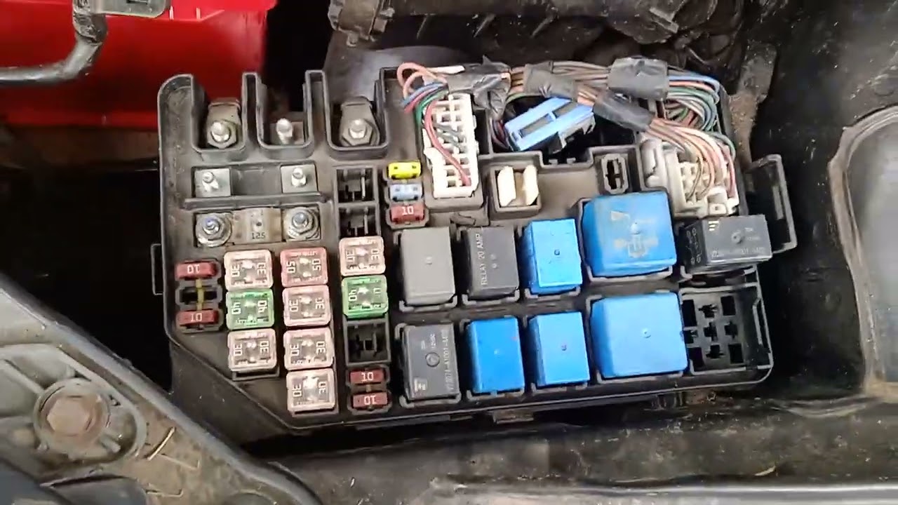 Hyundai verna petrol cvvt 16v engine fuse diagram & fuse location & OBD|| adapter location