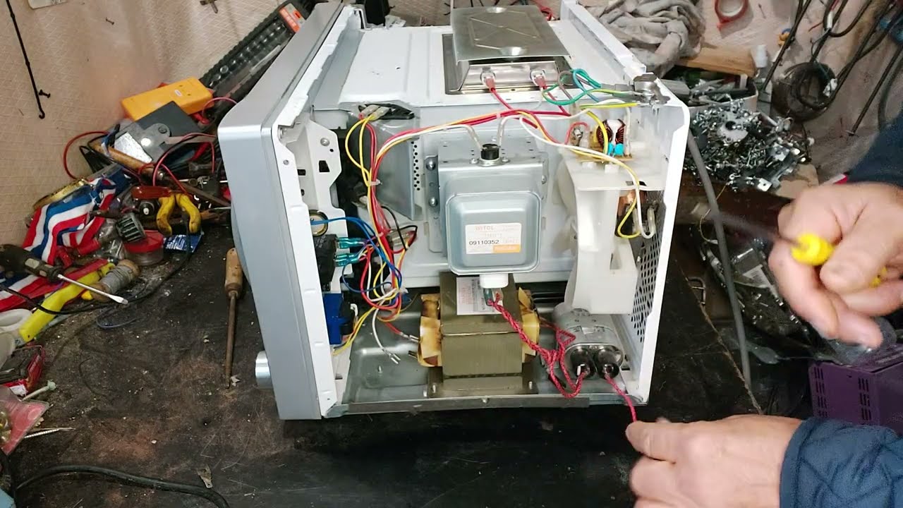 تغيير ترانس ميكرويف بطريقة احترافية وسهلة changement d'un transformateur micro-ondes