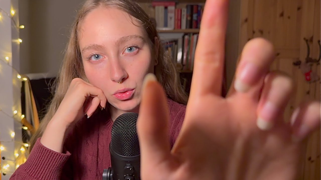 ASMR mouth sounds and kisses❤️