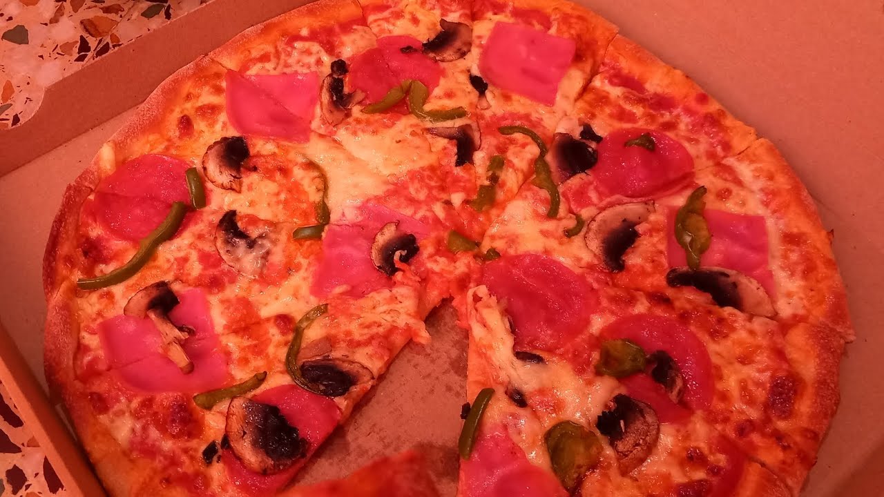Τρώμε πίτσα!!!🍕😋 🦋(Butterflies gr)🦋