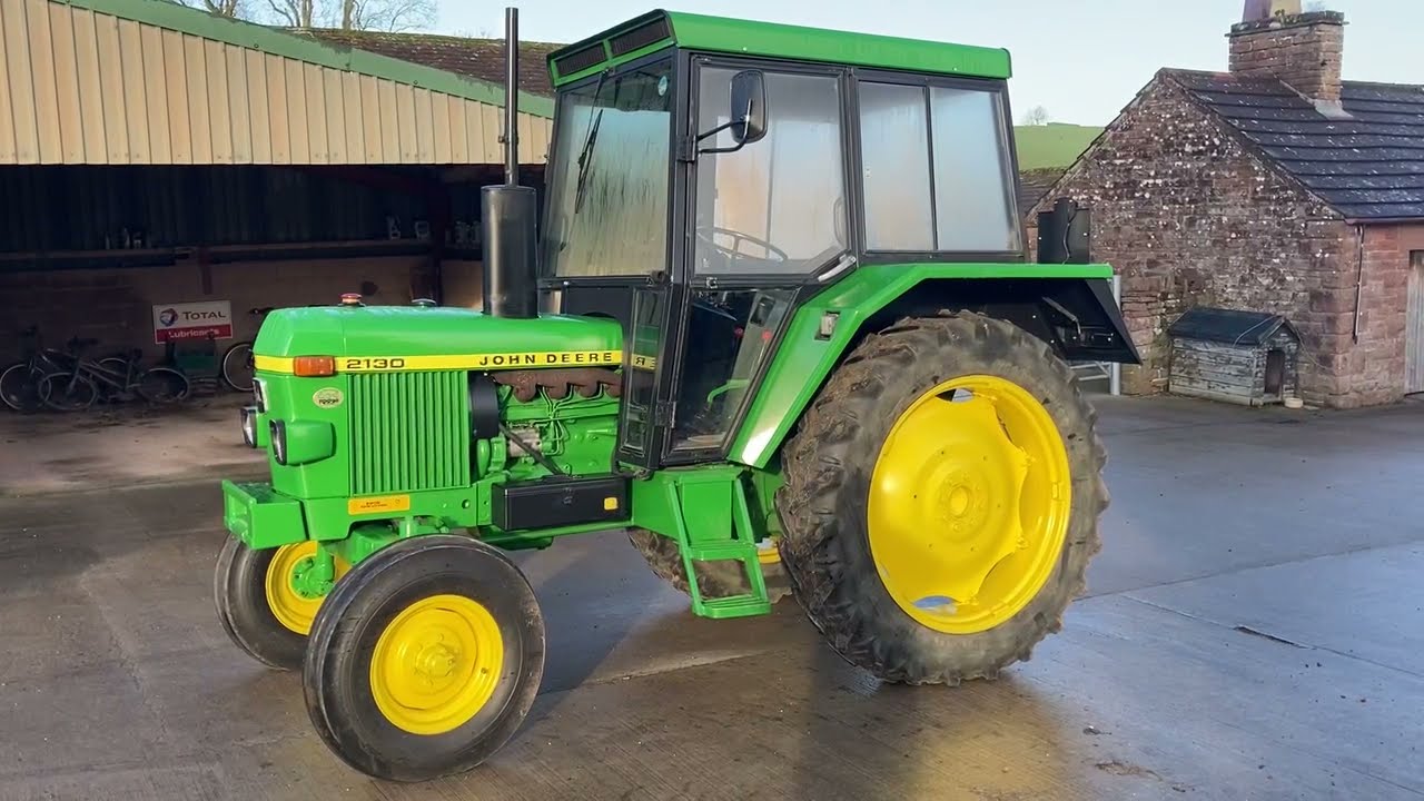 John Deere 2130, D&A Kidd LTD, www.dandakidd.co.uk.
