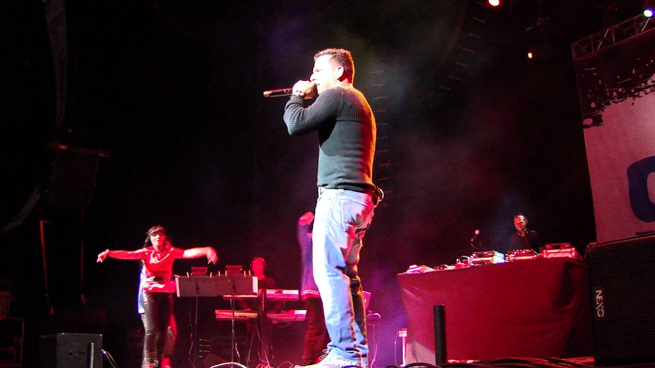 Tito El Bambino (Live) Maquina De Tiempo