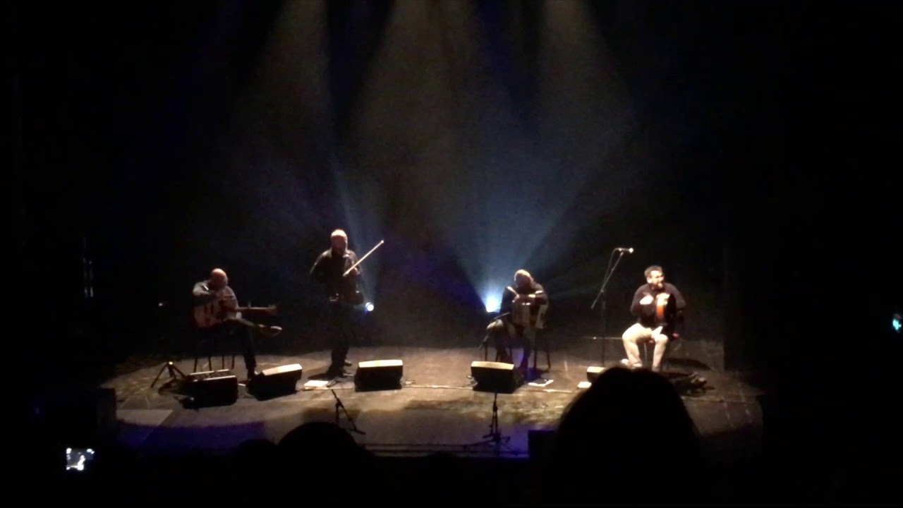 Hot Spoons : Bodhrán and dance solo