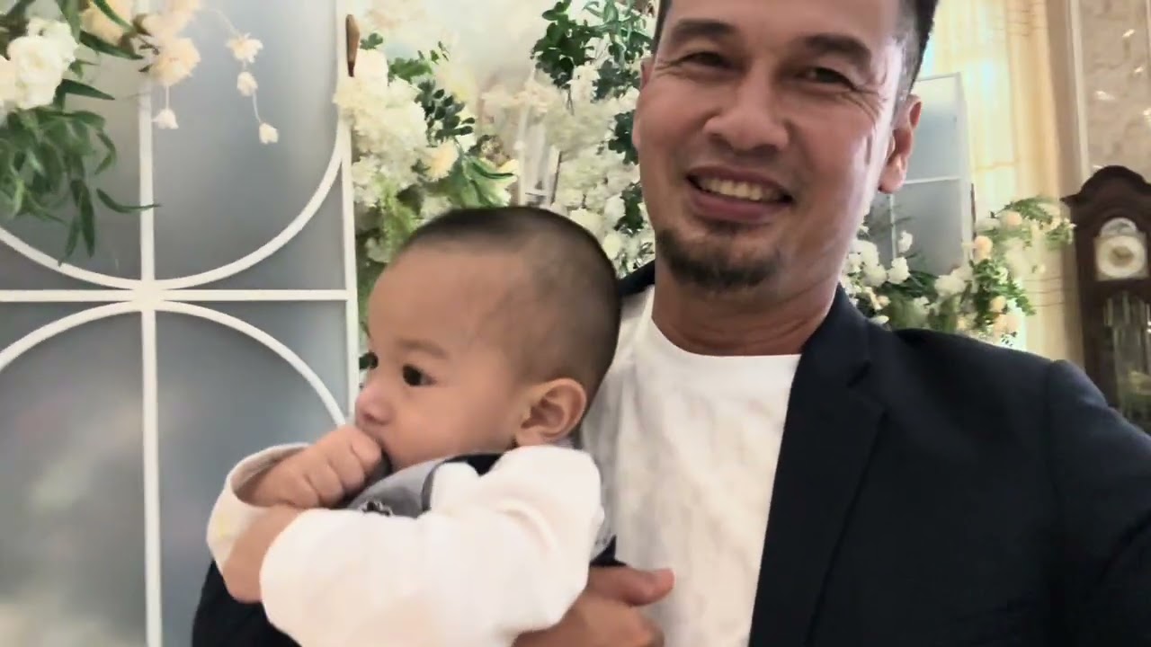 Thôi nôi bé Nghé bốc món đồ bất ngờ và quà quý của bà Nội 