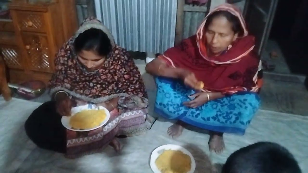 ছোট বোনের বাচ্চা হইছে ৬ দিন আজকে সেই উপলক্ষে খিচুড়ি রান্না করে খেলাম সবাই village life of Afroza #