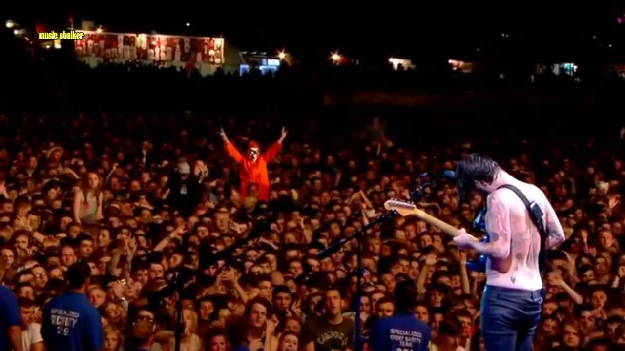 Biffy Clyro - Living Is a Problem Because Everything Dies - Reading 2013 [HD]
