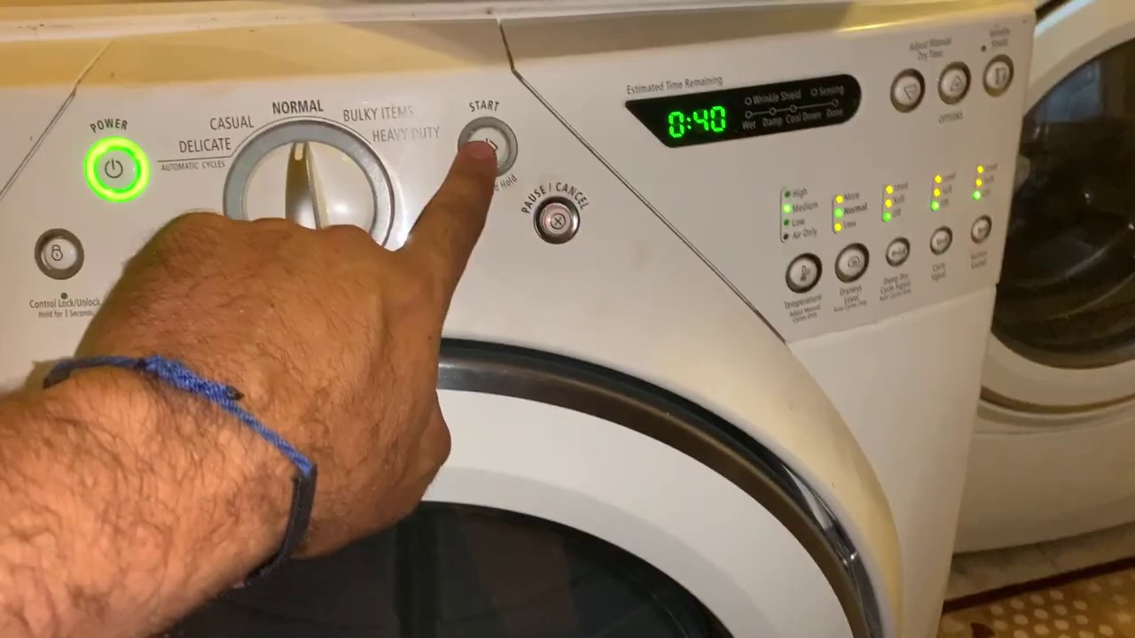 Сушильная машина WhirlPool Duet не запускается, но включается.