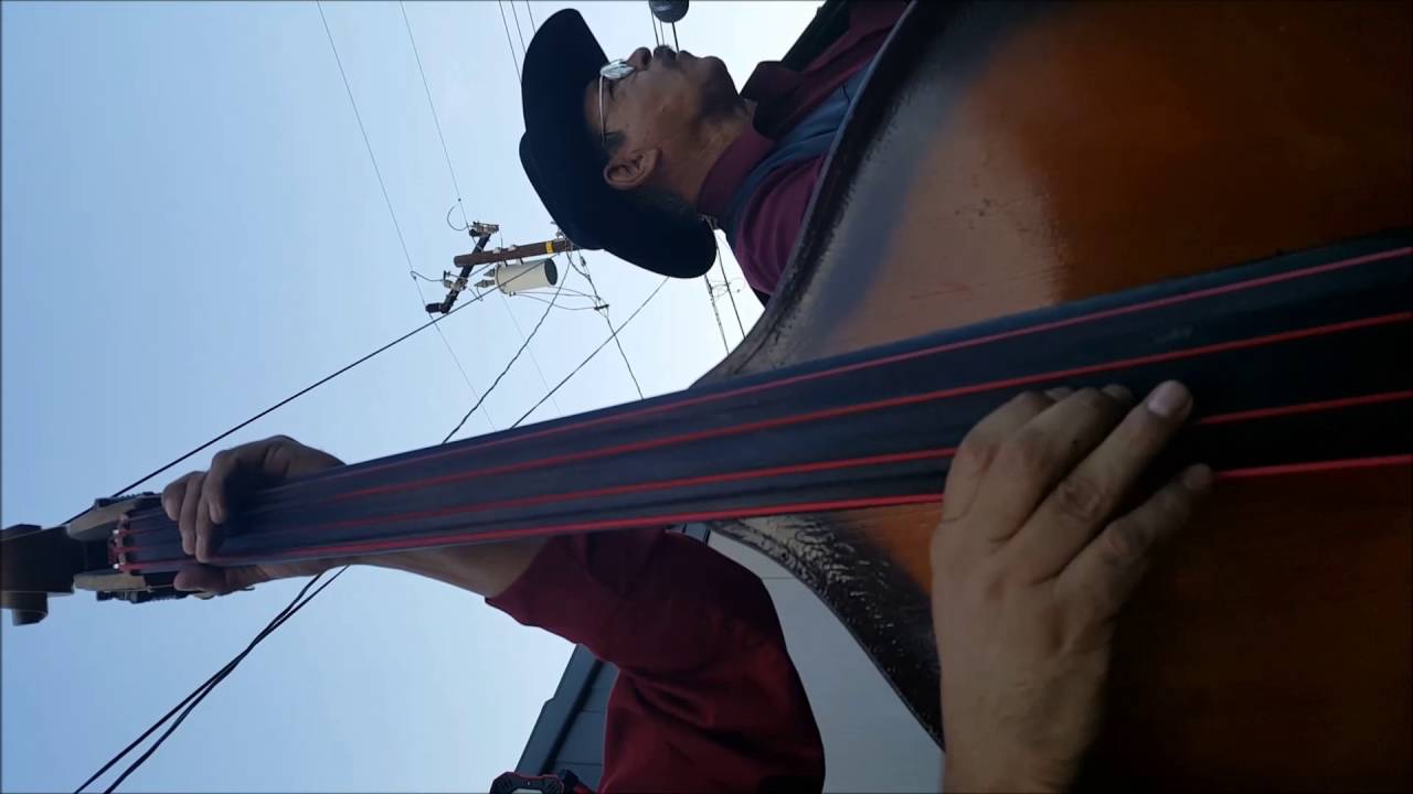 El Tololoche SOL Mayor Adornos diferentes para practicar