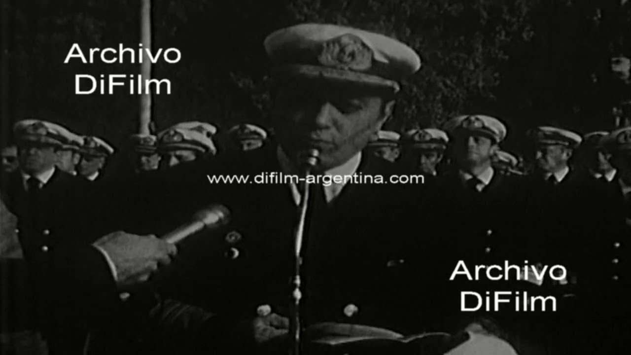 Armando Lambruschini despedida a oficiales en Rio Santiago 1980