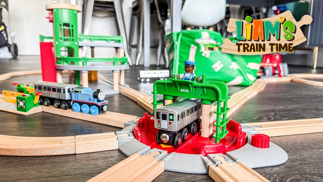 Приключения Лиама и папы на поезде BRIO! 🚂 Строим гигантскую деревянную железную дорогу для 25 00...