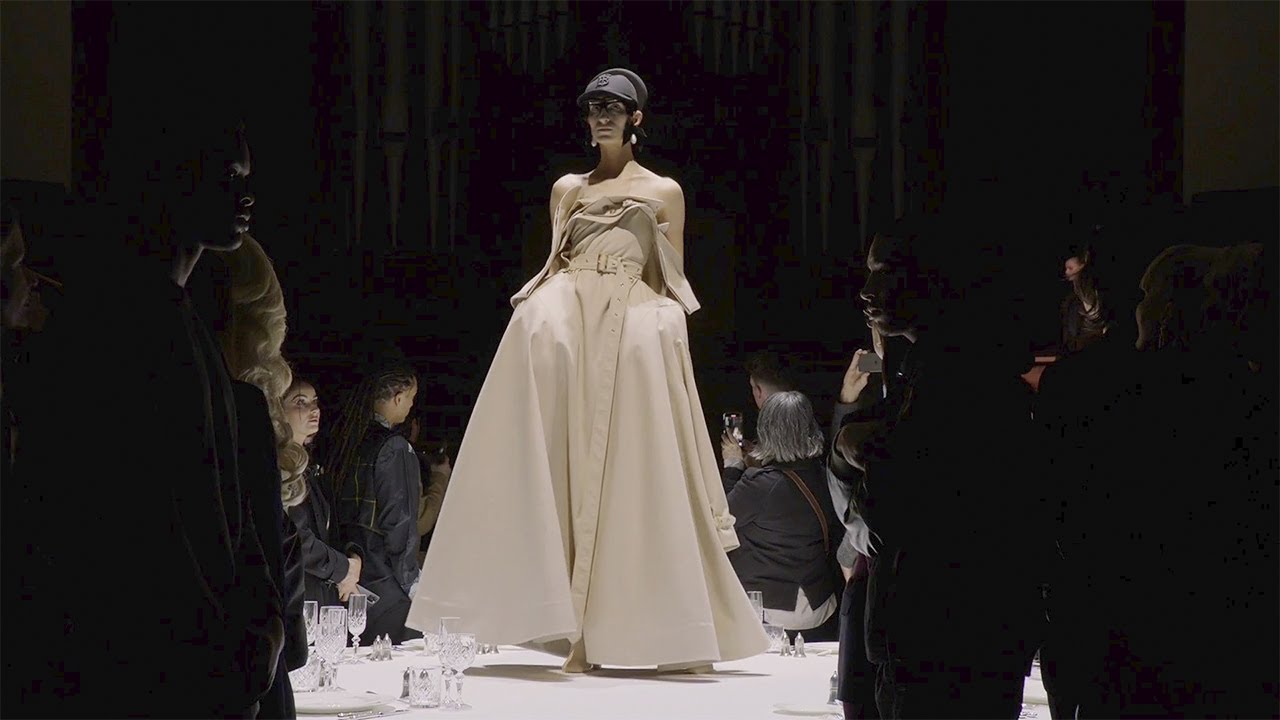 Burberry | Fall Winter 2022/2023 | Full Show
