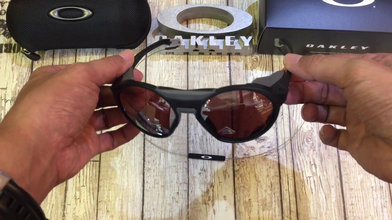 Oakley CLIFDEN 開箱，史上最多機關