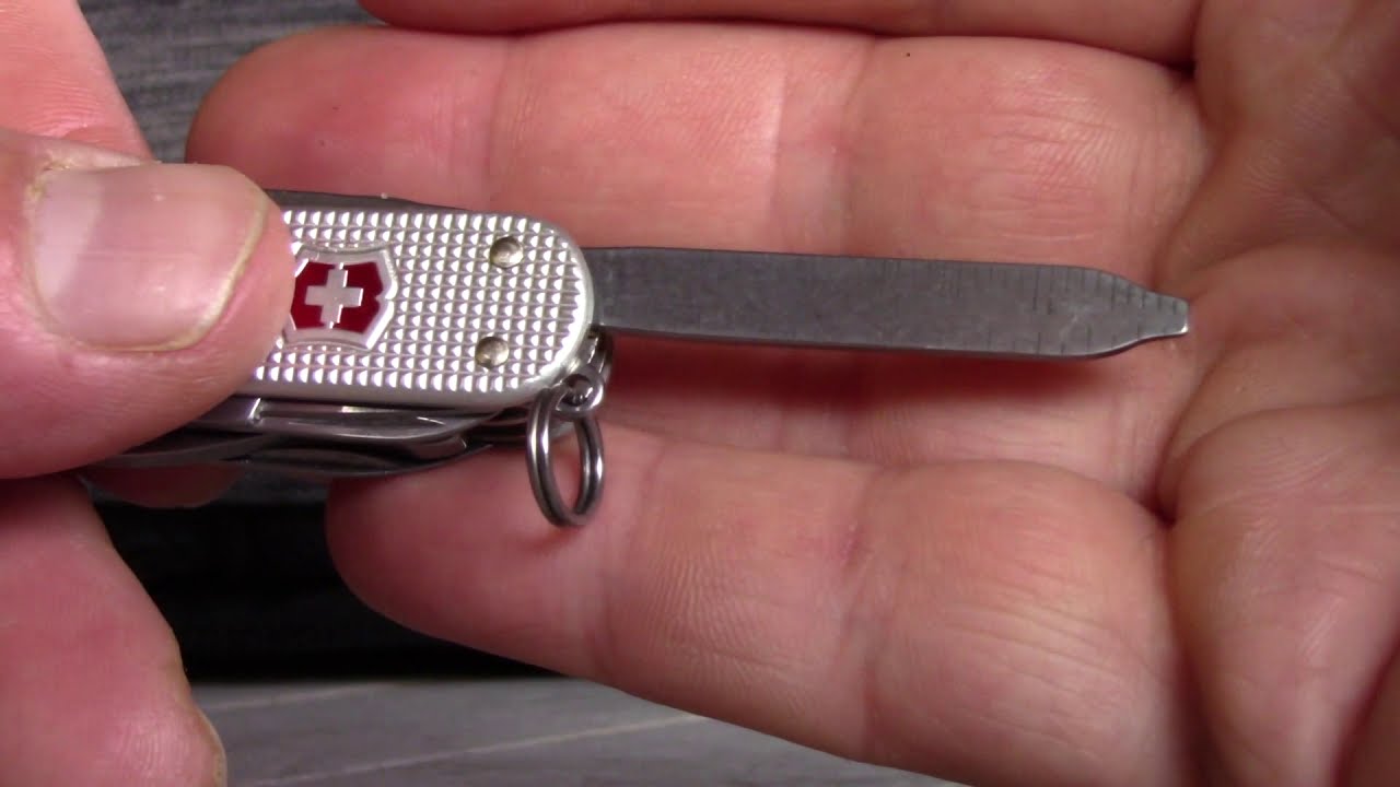 Swissarmy Knife Victorinox Mini Champ Alox, quick look for tools and use.