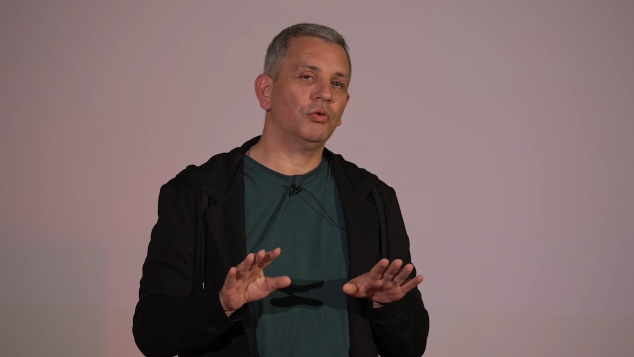 L'OSINT comme réflexe d'émancipation démocratique. | Julien Métayer | TEDxGeneva