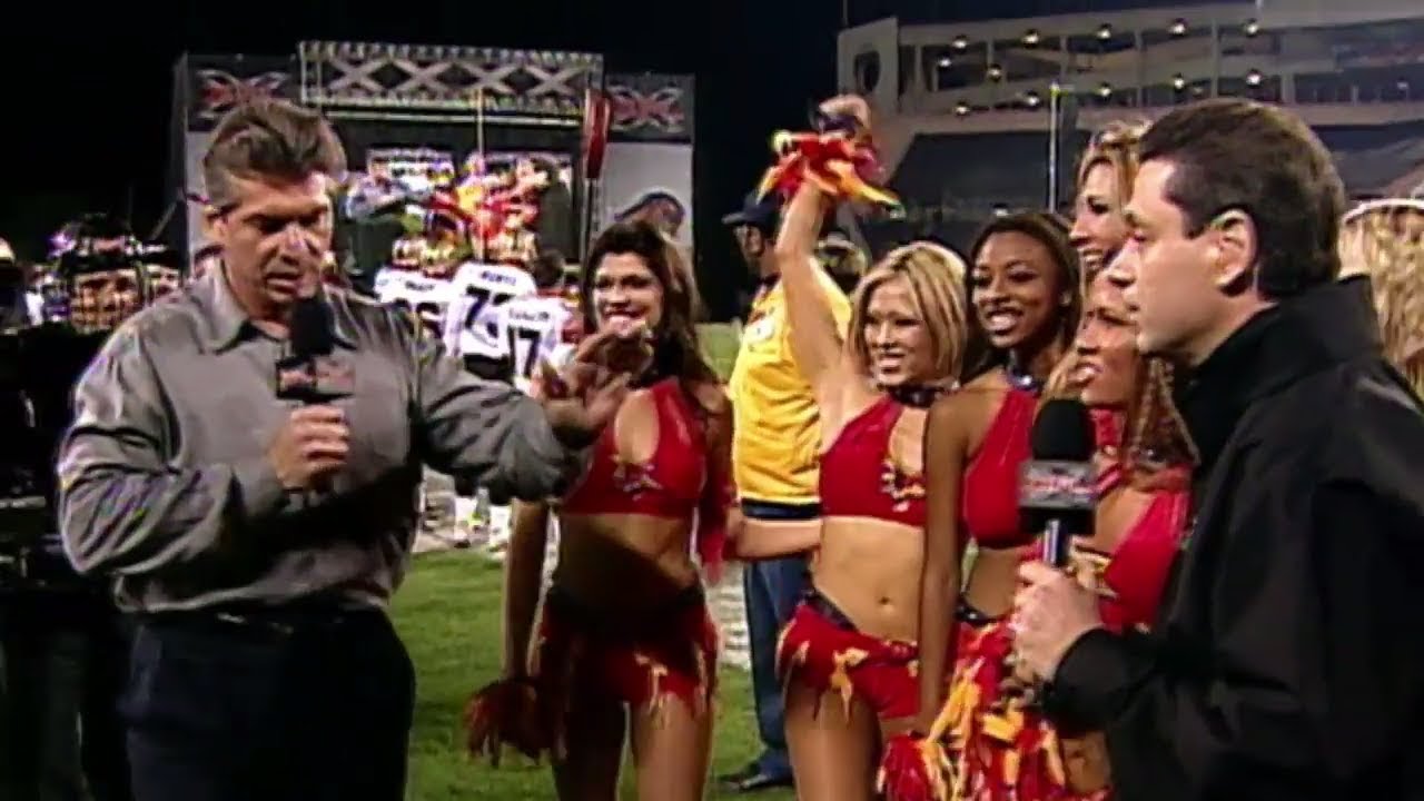 Racy cheerleader spot sparks controversy in XFL | ESPN Archives