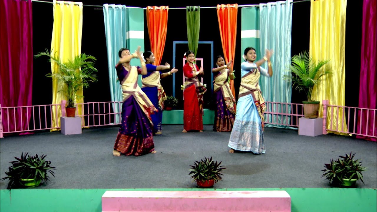 Nrityanusthan Porichalona , UTTARA HAZARIKA  . DDK DIBRUGARH.