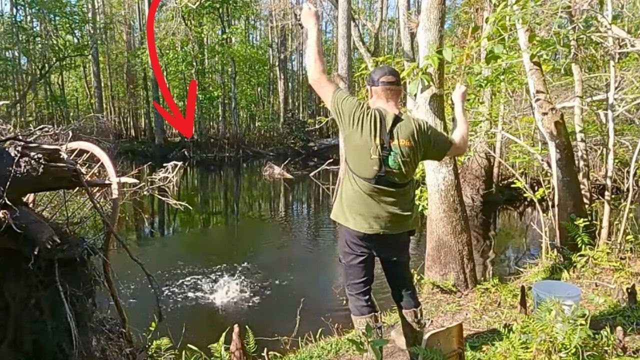 River fishing for BLUEGILL & CATFISH [Catch, Clean, Cook] First time eating this!
