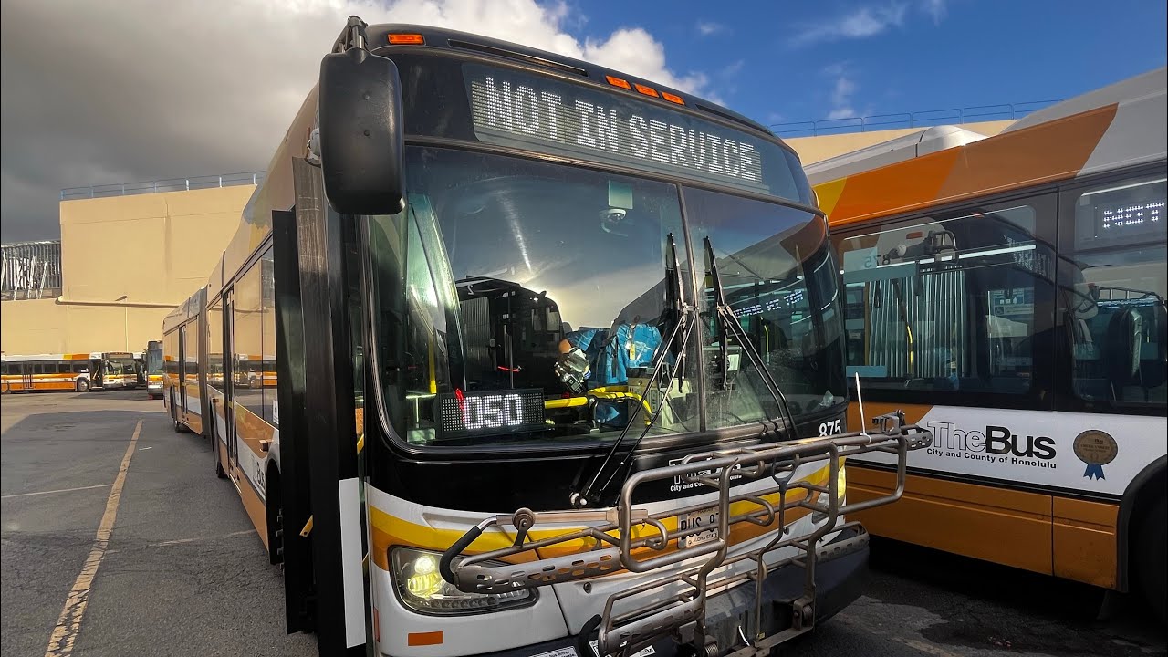 TheBus Honolulu Bus 875 Not In Service to Kalihi Facility via H-1 Freeway