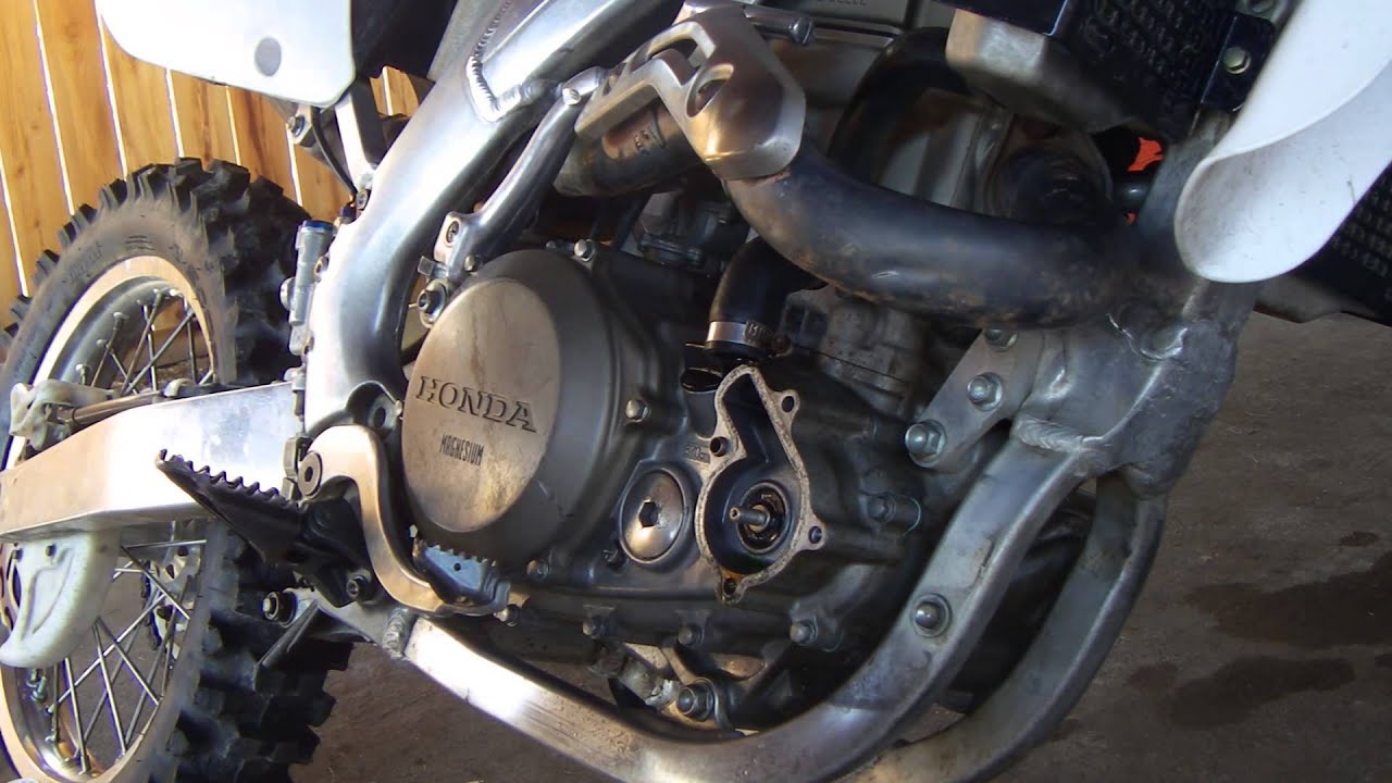 CRF 450 / 250 Weep Hole Coolant / Oil Leak Fix